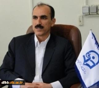 فرهنگ ایثار وشهادت باید بین دانشجویان نهادینه شود.