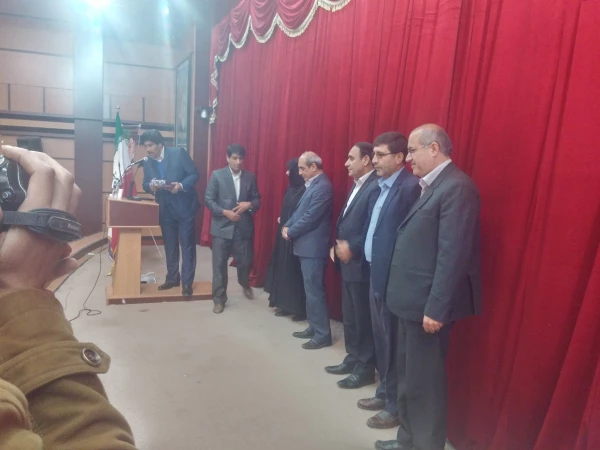 تکریم و معارفه