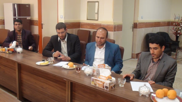 جلسه مدیریت استانی دانشگاه فرهنگیان با مدرسین گروه معارف