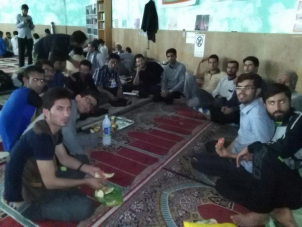 حضور دانشجویان پردیس شهید ایزدپناه در مراسم معنوی اعتکاف