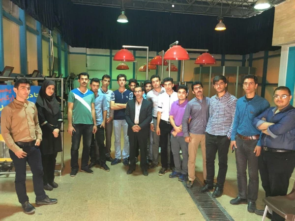 بازدید دانشجویان رشته فیزیک از پارک فناوری اصفهان