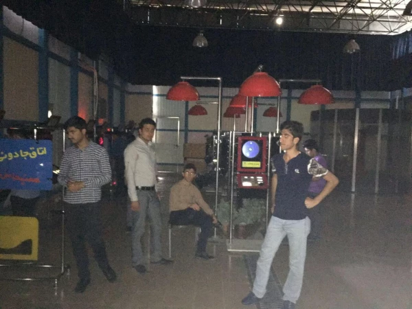 بازدید دانشجویان رشته فیزیک از پارک فناوری اصفهان