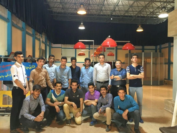 بازدید دانشجویان رشته فیزیک از پارک فناوری اصفهان