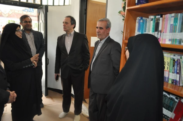 بازدید دکتر مهرمحمدی از پردیس دخترانه کوثر