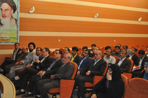 جلسه هم اندیشی اساتید دانشگاه فرهنگیان استان با دکتر مهرمحمدی