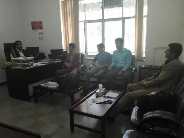 جلسه کارشناس مشاوره وبهداشت پردیس شهید ایزدپناه با انجمن علمی دانشجویی رشته مشاوره