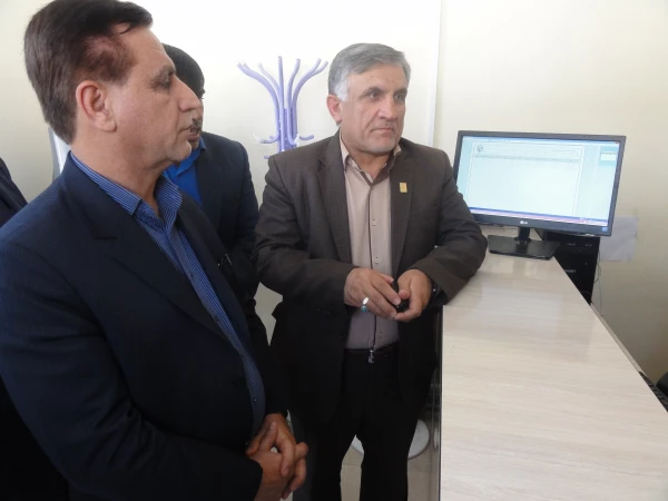 با حضور دکتر قنبری گیت تردد پردیس شهید ایزدپناه افتتاح شد