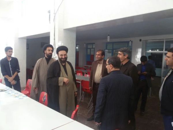 بازدید حجت الاسلام و المسلیمن دادگر از پردیس شهید ایزدپناه