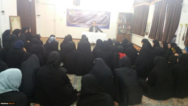 سخنان صریح و بی پرده دکتر نظری در نشست صمیمی با دانشجو معلمان پردیس کوثر