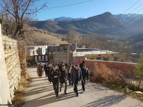 برگزاری همایش پیاده روی کارکنان و اساتید دانشگاه فرهنگیان به مناسبت گرامیداشت دهه فجر