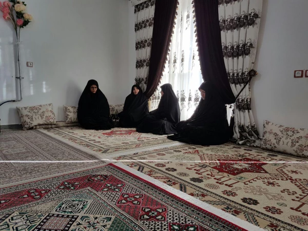 دیدار مدیریت امور پردیس های دانشگاه فرهنگیان استان از خانواده شهید سید فایز نظری