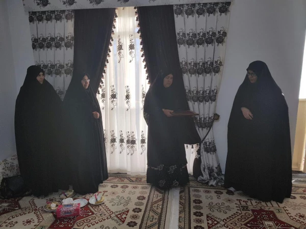 دیدار مدیریت امور پردیس های دانشگاه فرهنگیان استان از خانواده شهید سید فایز نظری