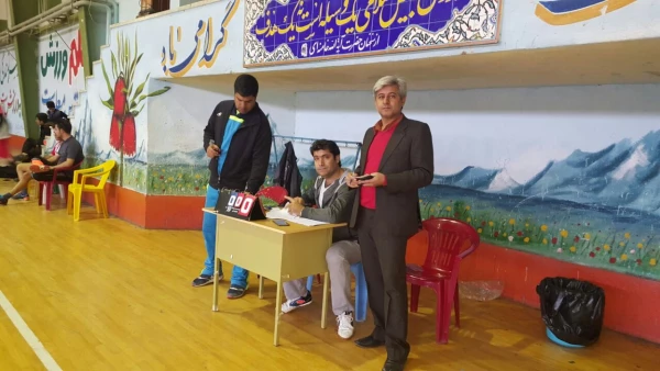 گزارش دور اول مسابقات فوتسال دهه مبارکه فجر