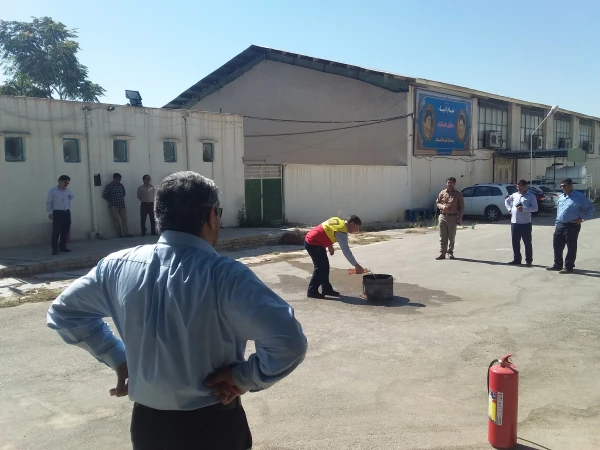 برگزاری دوره آتش نشانی در دانشگاه فرهنگیان 9