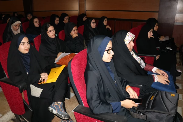 آیین استقبال و جلسه توجیهی دانشجویان جدید الورود دانشگاه فرهنگیان استان برگزار گردید 15