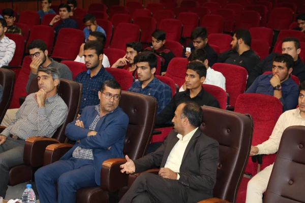 برگزاری کارگاه سازگاری با محیط خوابگاهی- فرصتها و تهدیدها 4