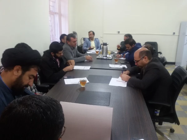 دومین جلسه شورای اداری پردیس شهید ایزدپناه یاسوج 6