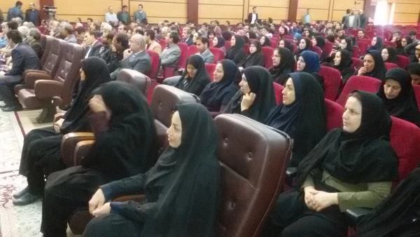 با حضور دکتر طاهری نیا معاون توسعه پژوهش دانشگاه فرهنگیان کشوربرگزار شد:
 آیین نکوداشت یکصدسال تأسیس مراکز تربیت معلم در ایران و پنجاه و دومین سال تاسیس این مراکز در استان کهگیلویه و بویراحمد 9