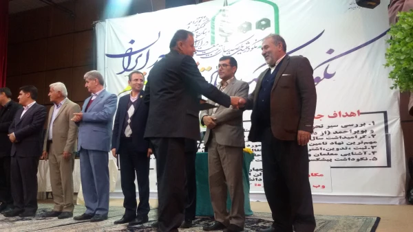 با حضور دکتر طاهری نیا معاون توسعه پژوهش دانشگاه فرهنگیان کشوربرگزار شد:
 آیین نکوداشت یکصدسال تأسیس مراکز تربیت معلم در ایران و پنجاه و دومین سال تاسیس این مراکز در استان کهگیلویه و بویراحمد 4