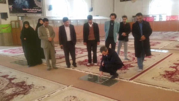 دکتر طاهر نیا معاون محترم توسعه پژوهش دانشگاه فرهنگیان کشور در سفر به یاسوج، گلزار شهدای یاسوج را زیارت کرد. 3