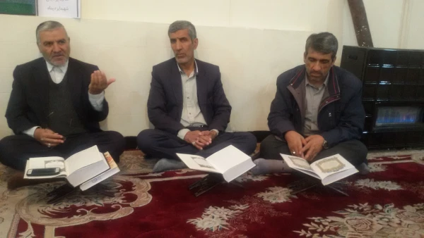 برگزاری دومین جلسه دوشنبه های قرآنی همراه با قرائت و تفسیر قرآن 2