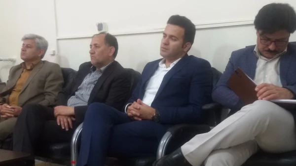 جلسه شورای اداری پردیس شهید ایزدپناه 5