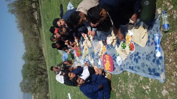 به مناسبت گرامی داشت هفته سراهای دانشجویی انجام شد:

صعود جمعی از دانشجویان و کارکنان دانشگاه فرهنگیان به قله دو گوش ارتفاعات شرق یاسوج 12