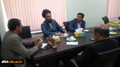 به منظور توجه به جنبه های معنوی نماز انجام شد:

جلسه شکوه واهمیت برپایی نماز جماعت در پردیس شهید ایزدپناه