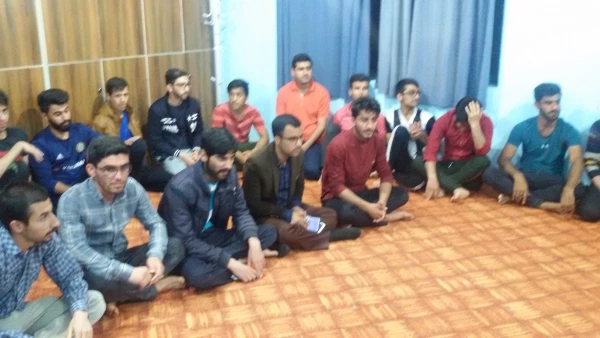 جلسه پرسش و پاسخ دانشجویی با مسئولان دانشگاه فرهنگیان استان 4