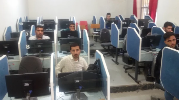 با حضور جمعی از دانشجویان برگزار شد:

سومین جلسه کارگاه مکاتبات اداری مکاتبات 3