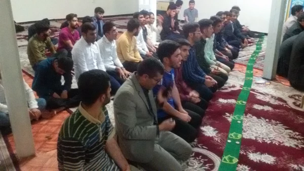 در راستای اجرای بخشنامه دانشگاه فرهنگیان انجام شد:

صرف افطاری اعضای شورای مدیران دانشگاه فرهنگیان استان کهگیلویه و بویراحمد به همراه دانشجویان 3