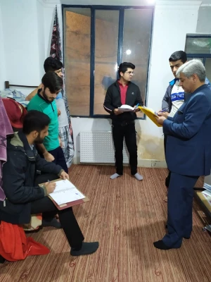 بازدید معاون مالی و جمعی از کارکنان پردیس شهید ایزدپناه یاسوج از سراهای دانشجویی  6