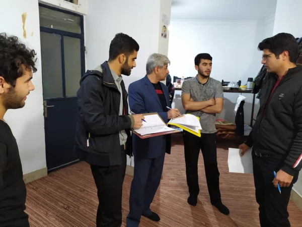 بازدید معاون مالی و جمعی از کارکنان پردیس شهید ایزدپناه یاسوج از سراهای دانشجویی  7