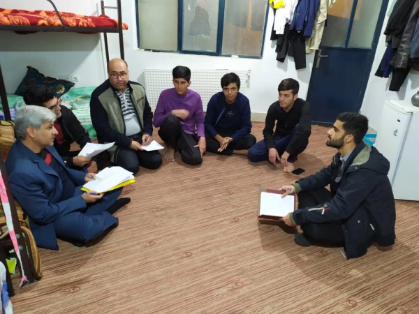 بازدید معاون مالی و جمعی از کارکنان پردیس شهید ایزدپناه یاسوج از سراهای دانشجویی  9