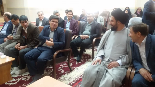 دیدار دانشگاهیان دانشگاه فرهنگیان با نماینده ولی فقیه و امام جمعه مرکز استان 3