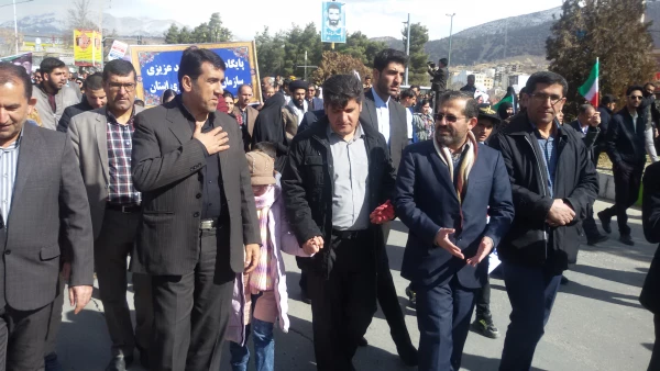  شکوه حضور حماسی:
شرکت دانشگاهیان دانشگاه فرهنگیان استان در راهپیمایی بیاشکوه 22بهمن1398 2