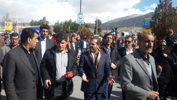  شکوه حضور حماسی:
شرکت دانشگاهیان دانشگاه فرهنگیان استان در راهپیمایی بیاشکوه 22بهمن1398 6