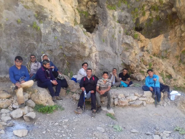 به منظور ایجادروحیه نشاط و شادابی انجام شد:
کوهپیمایی جمعی از کارکنان دانشگاه فرهنگیان استان در ارتفاعات دنا 2