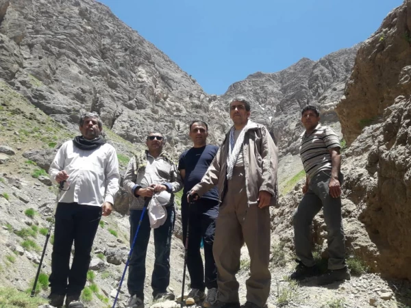 به منظور ایجادروحیه نشاط و شادابی انجام شد:
کوهپیمایی جمعی از کارکنان دانشگاه فرهنگیان استان در ارتفاعات دنا 2